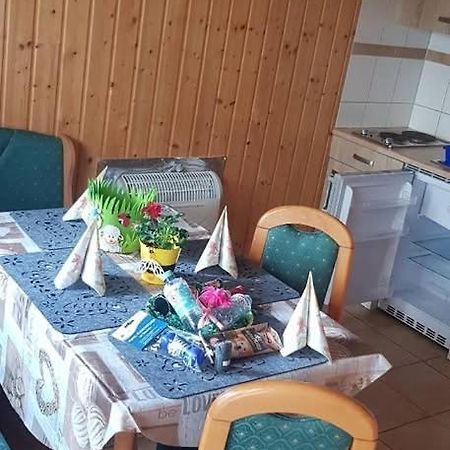 Bungalowvermietung Am Rheinsberger See Buitenkant foto